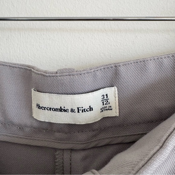 Abercrombie & Fitch | Gray Tailored Wide-Leg Pants ~ US 12 Short - Picture 8 of 9